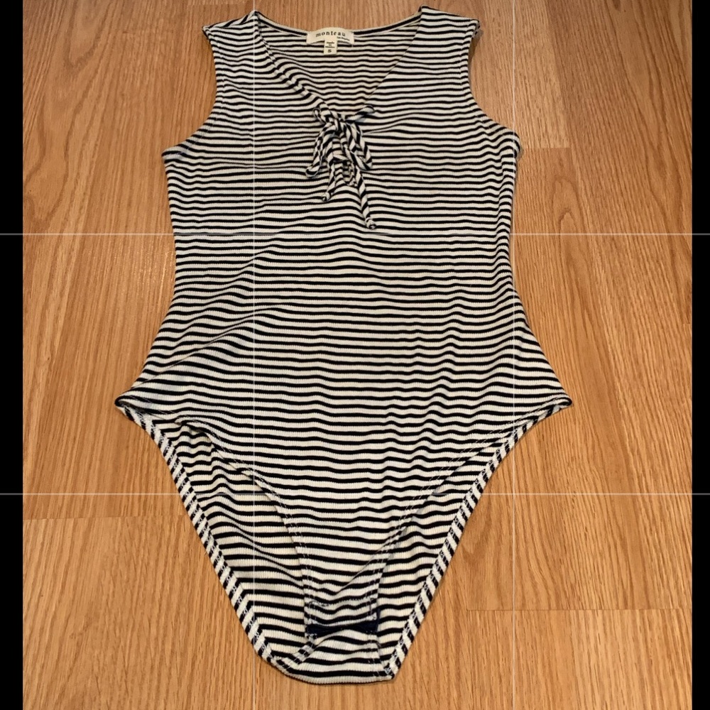 Bodysuit 🤍🖤